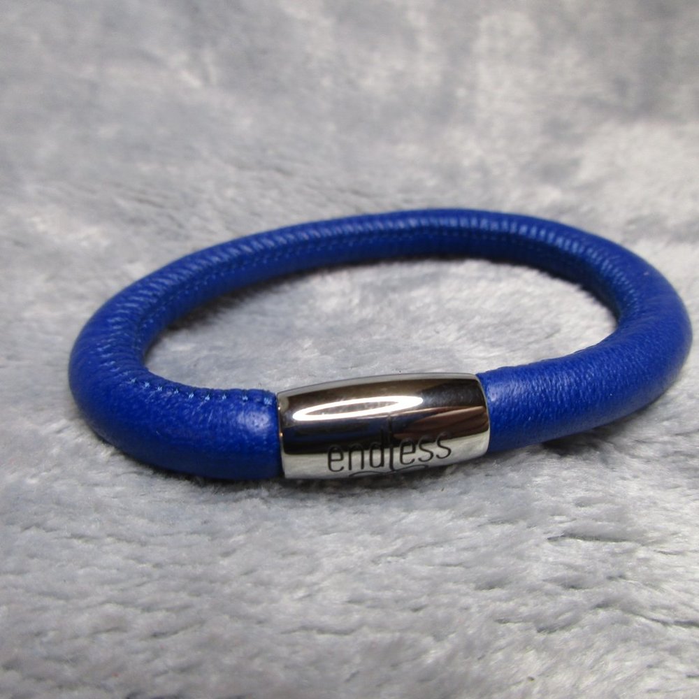Endless Single Blue Sapphire Leather Bracelet By JLO 7 inch NEW A40
